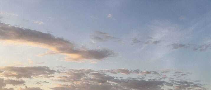 css3淡淡的雾气飞过动画特效 - 网创智汇